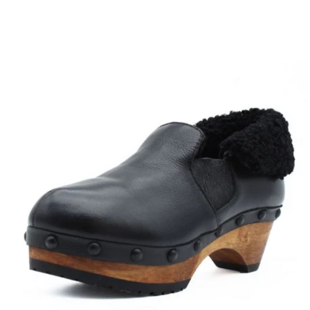 $275 Ajax & Bard Kingfield Clog Black leather studded Sherling women size 6